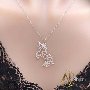 Unicorn Figürlü Gümüş Kolye 3 Renk Secenekli