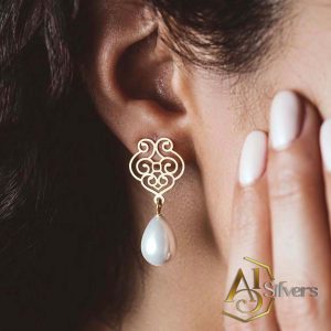 Otantik Motifli Damla incili Sallatılı Gümüş Küpe